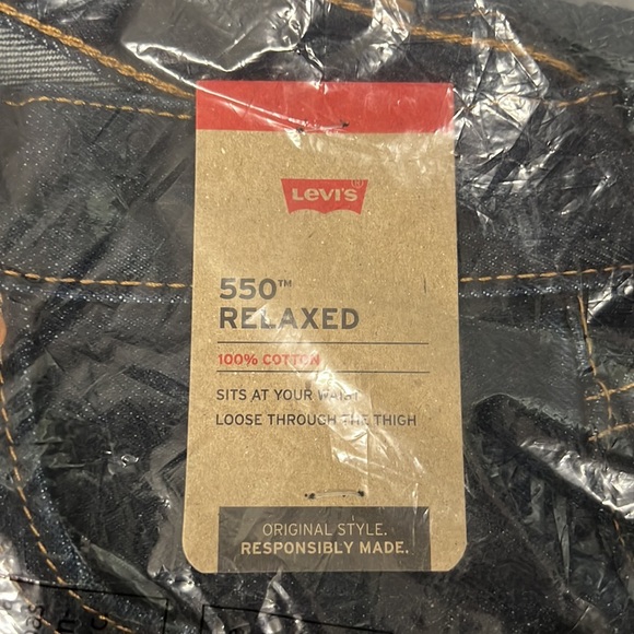 NWT - Levi’s 550 Relaxed Fit Men’s Jeans, Rinse Dark Wash - Non Stretch - 30x30 - Picture 7 of 8